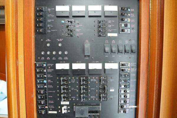 2005 Ocean Yachts 50