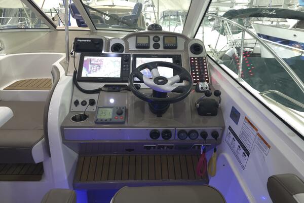 39ft Cruisers Yachts Yacht For Sale