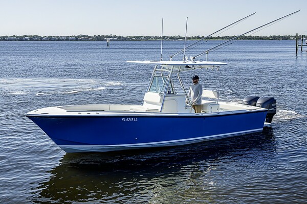 26ft Regulator Yacht For Sale