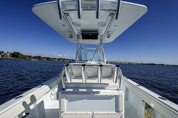 26ft Regulator Yacht For Sale