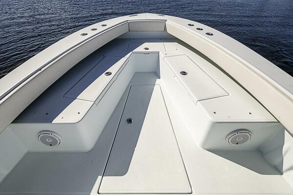 26ft Regulator Yacht For Sale