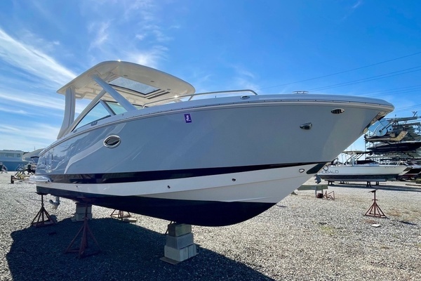 28-ft-Chaparral-2023-280 OSX-Sea Bright New Jersey United States yacht for sale