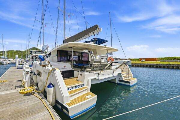 Fountaine Pajot Astrea 42 Yacht For Sale