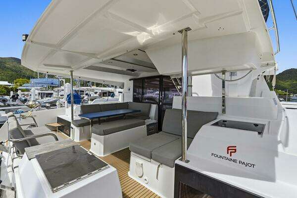 Fountaine Pajot Astrea 42 Yacht For Sale