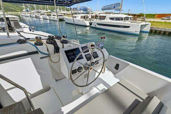 Fountaine Pajot Astrea 42 Yacht For Sale