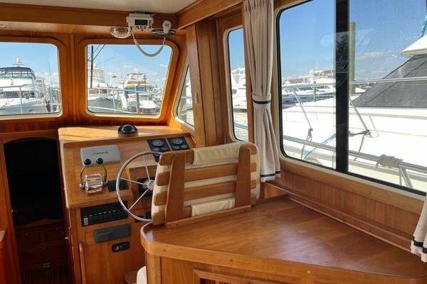 Glass Machine 36ft Sabreline Yacht For Sale