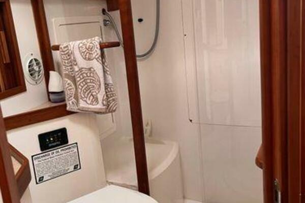 Glass Machine 36ft Sabreline Yacht For Sale