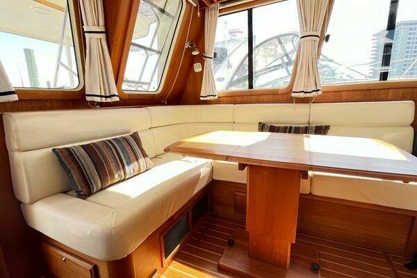 Glass Machine 36ft Sabreline Yacht For Sale