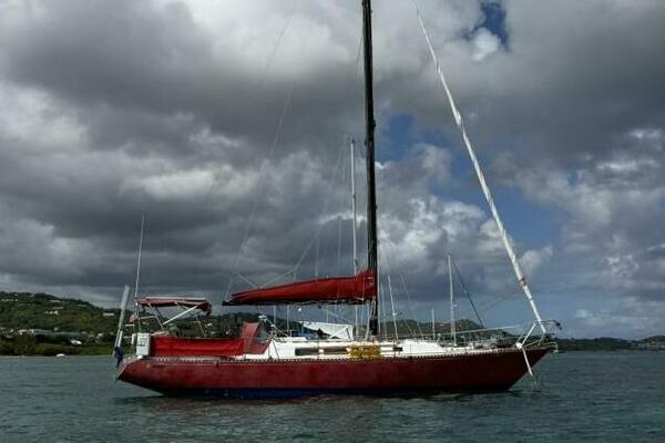 Redshift 41ft Capital Yacht For Sale