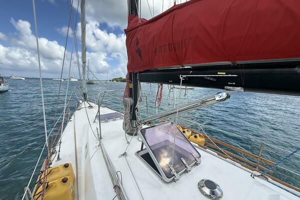 Redshift 41ft Capital Yacht For Sale