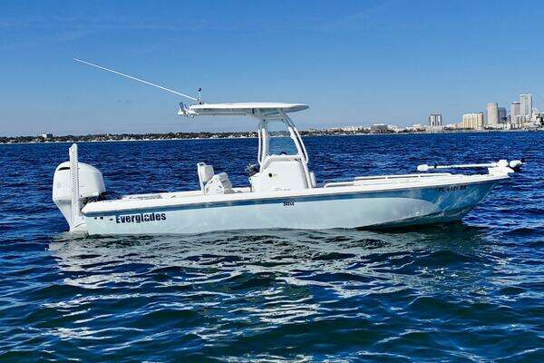 24-ft-Everglades-2020-243 CC-Tampa Florida United States yacht for sale