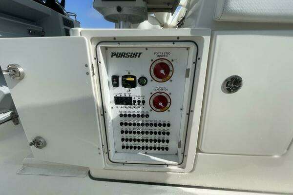 Pursuit  Yacht For Sale