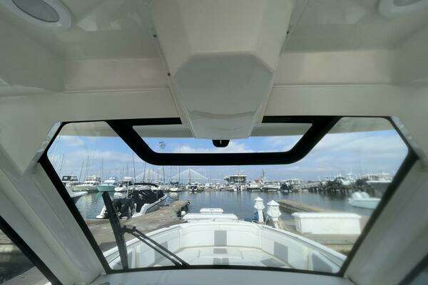 Pursuit  Yacht For Sale