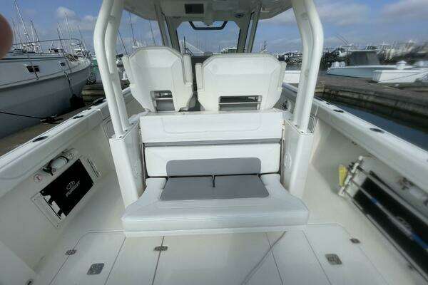 Pursuit  Yacht For Sale