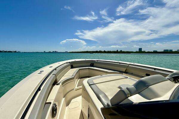 Scout 425 LXF Yacht For Sale