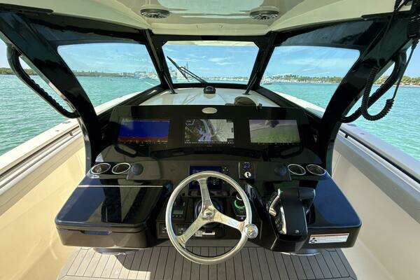 Scout 425 LXF Yacht For Sale