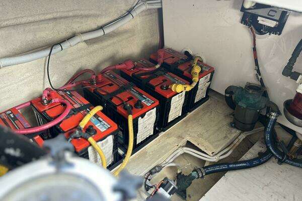 Tiara Yachts 3500 Sovran Yacht For Sale