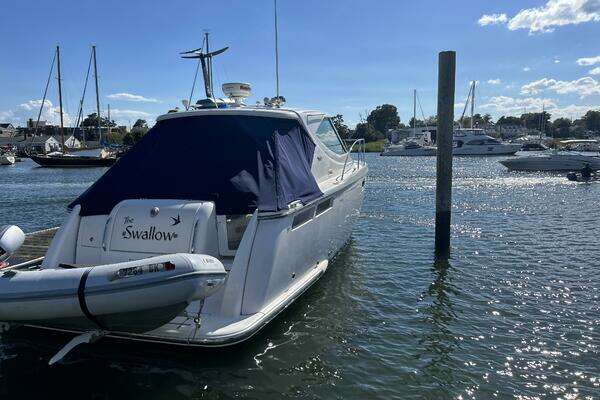 2008 Tiara Yachts 35