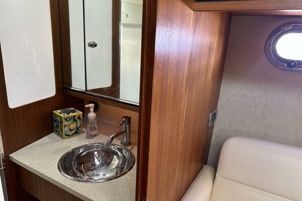 35ft Tiara Yachts Yacht For Sale