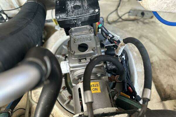 Tiara Yachts 3500 Sovran Yacht For Sale