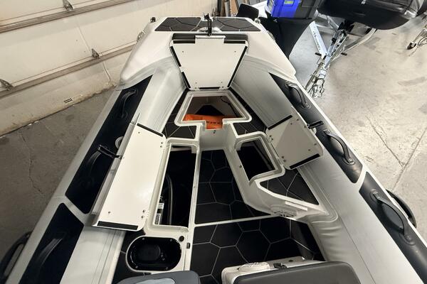 17ft Highfield Yacht For Sale