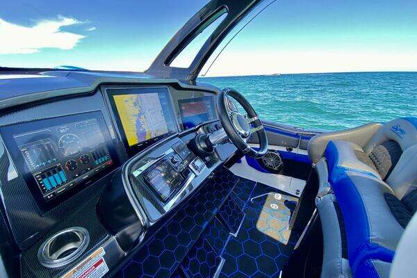 MTI V42 Yacht For Sale