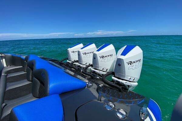 MTI V42 Yacht For Sale