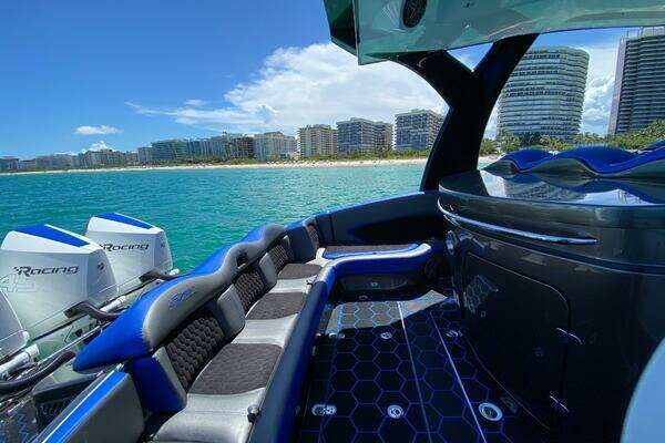 MTI V42 Yacht For Sale