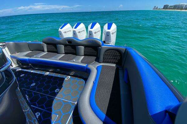 MTI V42 Yacht For Sale