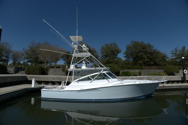 2002 Viking 43 Open