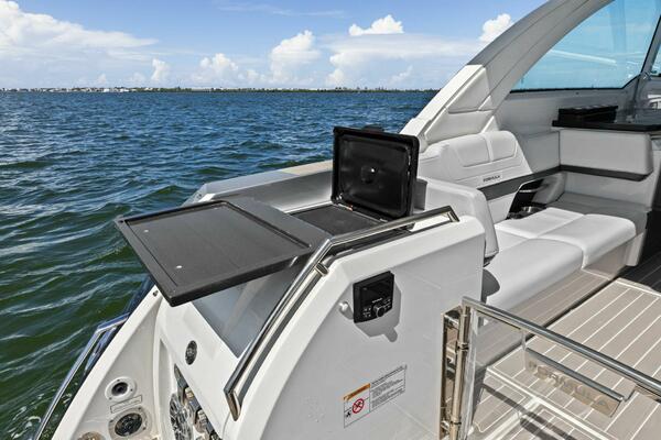 Arrows Abyss 38ft Formula Yacht For Sale