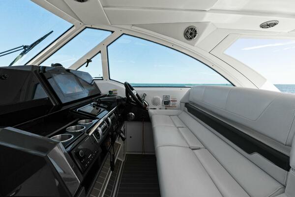 Arrows Abyss 38ft Formula Yacht For Sale