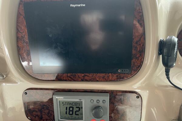 38ft Sea Ray Yacht For Sale