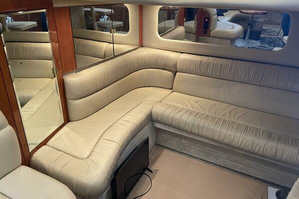 38ft Sea Ray Yacht For Sale