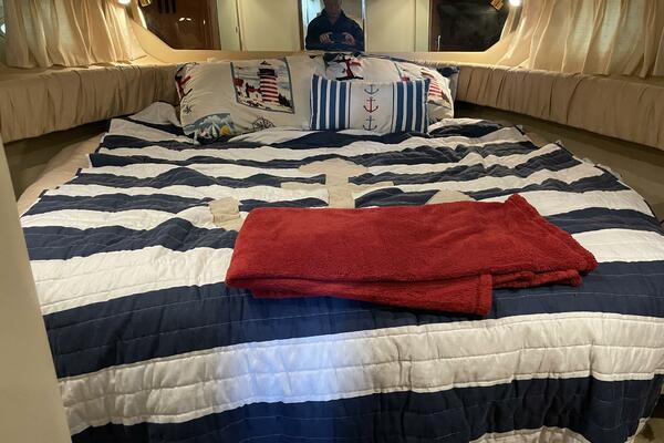 38ft Sea Ray Yacht For Sale