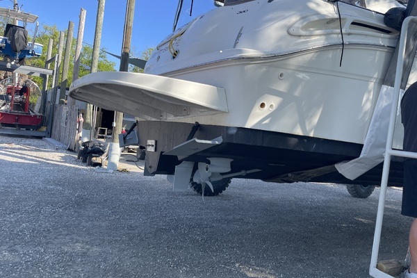 Photo of the 2001 Sea Ray 380 Sundancer