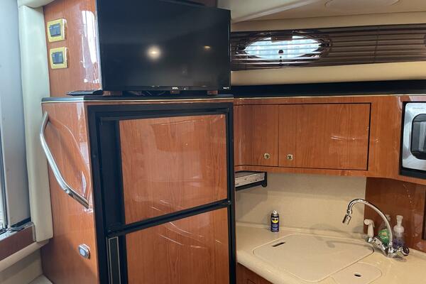 38ft Sea Ray Yacht For Sale