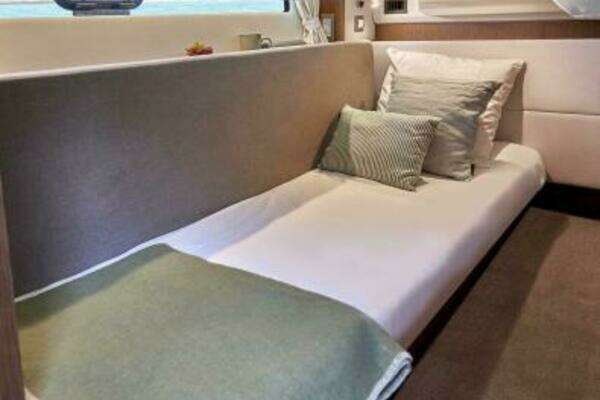 On Order 42ft Beneteau Yacht For Sale