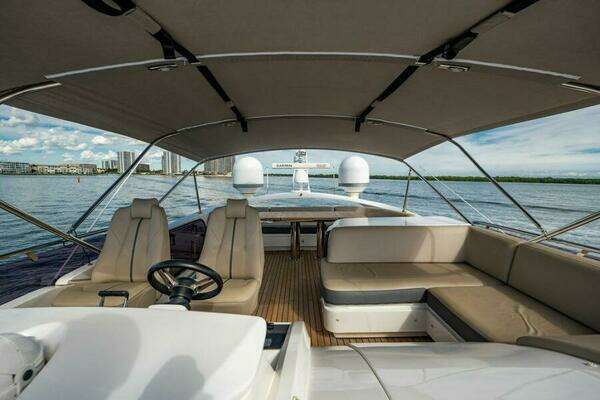 Princess S65 Yacht For Sale