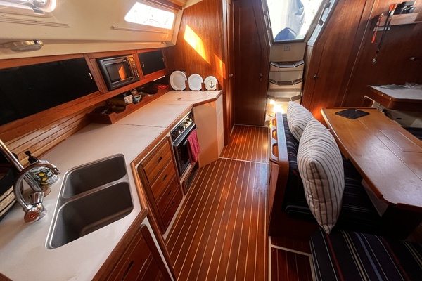 Dream On 42ft Catalina Yacht For Sale