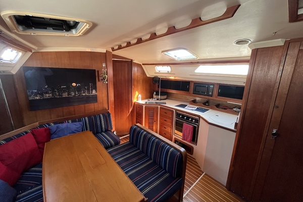 Dream On 42ft Catalina Yacht For Sale