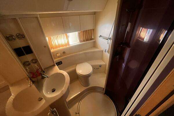 Ferretti Yachts 530 Yacht For Sale