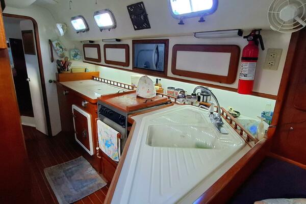 Guajira 47ft Caliber Yacht For Sale