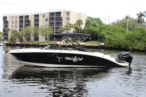 2021 Sea Ray SDX 290