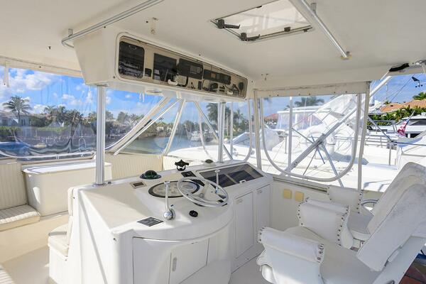 MEMBERS ONLY 56ft Ocean Yachts Yacht For Sale