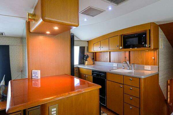 Ocean Yachts Super Sport Yacht For Sale