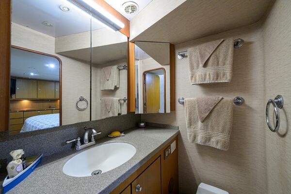 MEMBERS ONLY 56ft Ocean Yachts Yacht For Sale