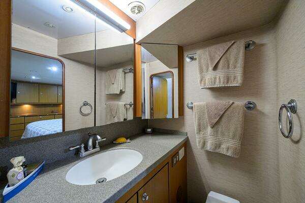 Ocean Yachts Super Sport Yacht For Sale