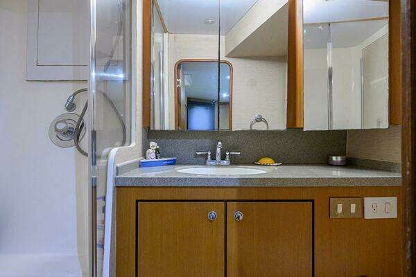 Ocean Yachts Super Sport Yacht For Sale