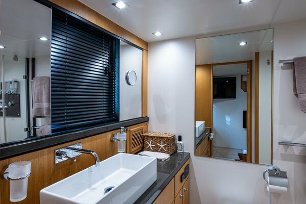 RESET 78ft Fairline Yacht For Sale